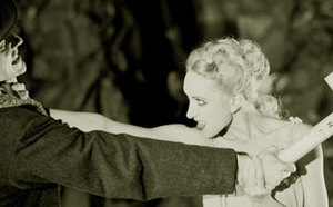 Pillow Pilots jouent sur Dracula : pages tirées du journal d'une vierge (Dracula : Pages From a Virgin's Diary)