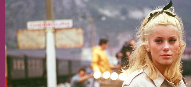 LES PARAPLUIES DE CHERBOURG