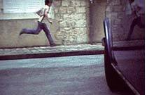 UNE OMBRE AU TABLEAU UNE OMBRE AU TABLEAU