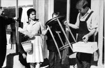 AVRIL (APRILI) AVRIL (APRILI)