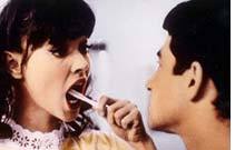 UNE FEMME EST UNE FEMME UNE FEMME EST UNE FEMME