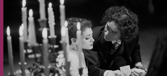 Dracula : pages tirées du journal d'une vierge (Dracula : Pages from a Virgin's Diary) Dracula : pages tirées du journal d'une vierge (Dracula : Pages from a Virgin's Diary)