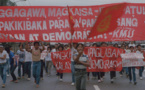Bayan Ko (Bayan ko: Kapit sa patalim) 